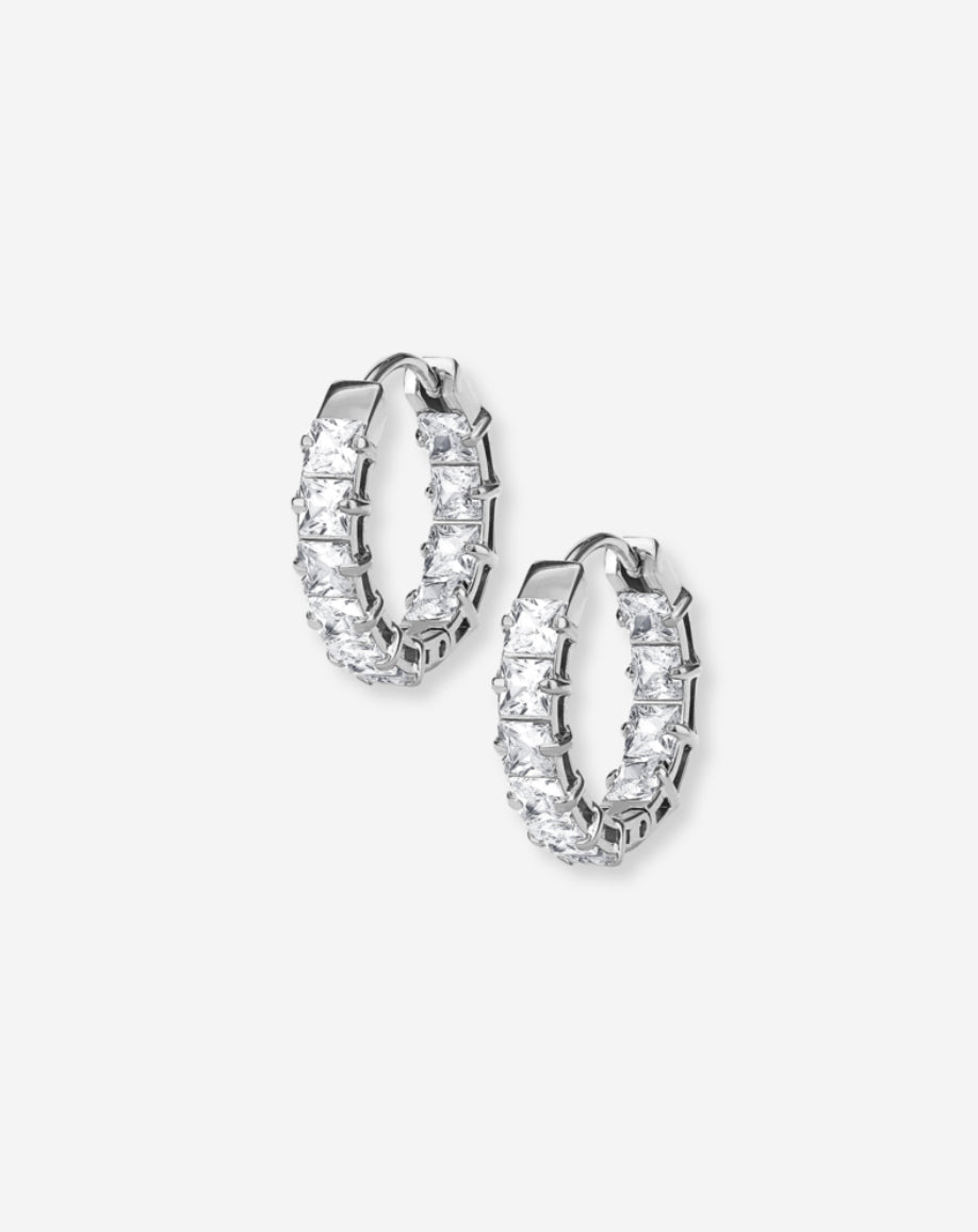 Adele Hoops örhängen