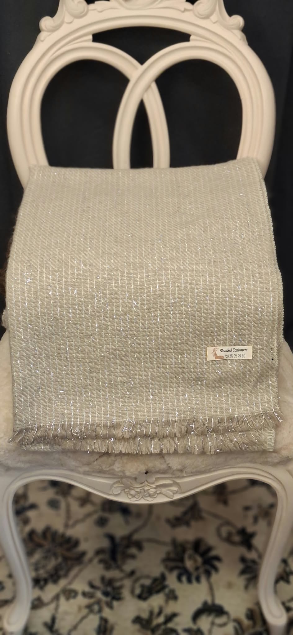 Glittrig halsduk med blandad Cashmere - finns i flera färger