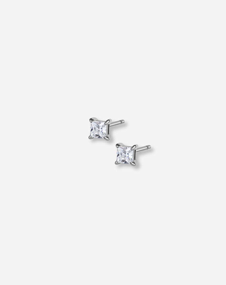 Adele Studs örhängen