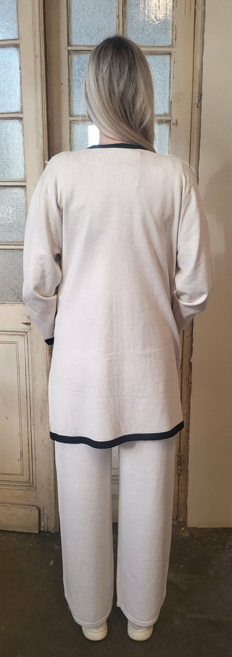 Lång kofta med fickor